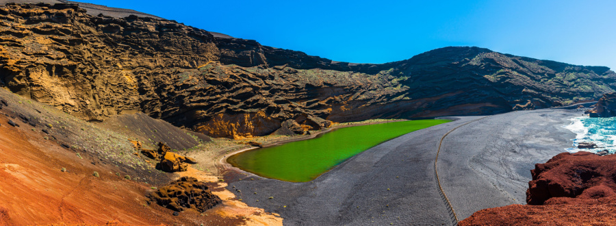 A Guide To Stay in Lanzarote: Top Resort Towns & Things To Do in 2025